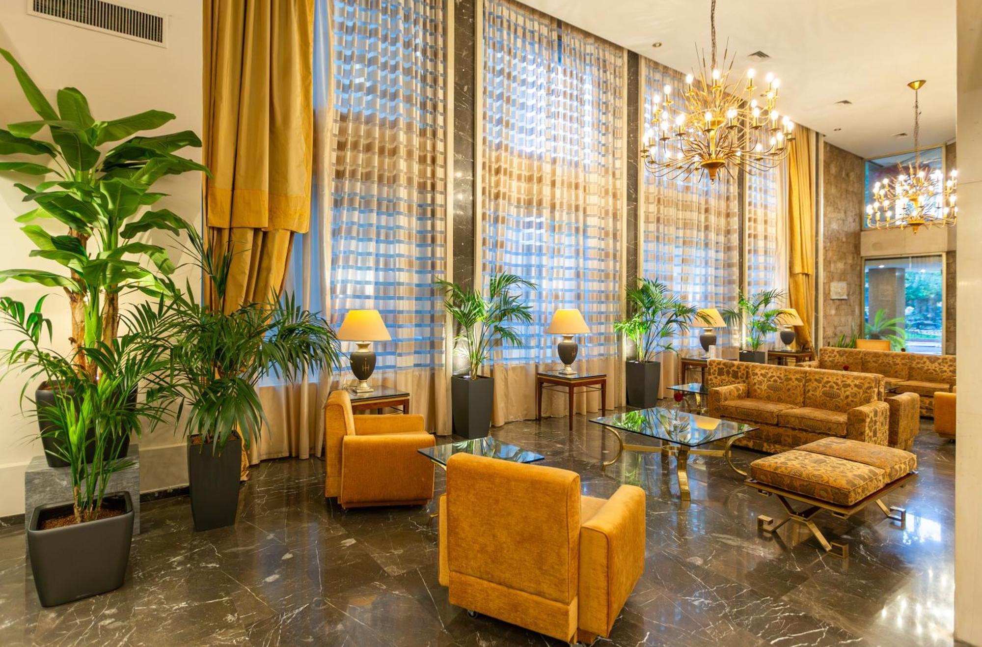 Ilisia Hotel เอเธนส์ ภายนอก รูปภาพ