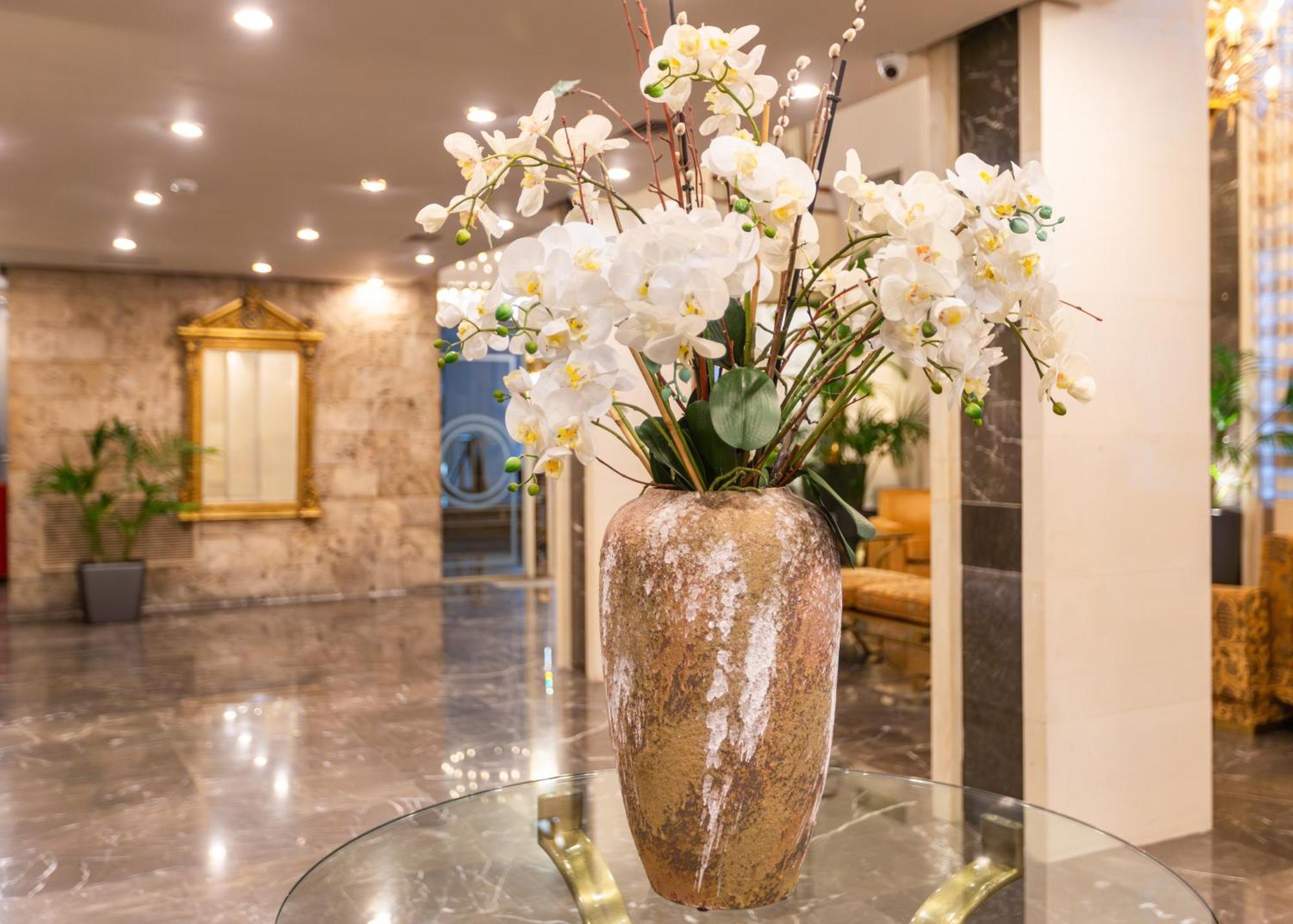 Ilisia Hotel เอเธนส์ ภายนอก รูปภาพ