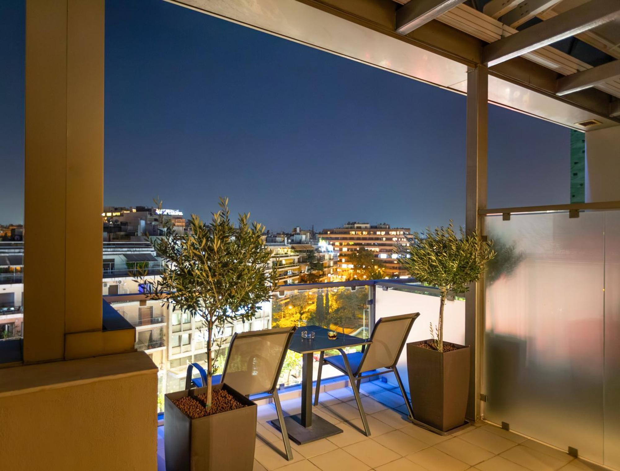 Ilisia Hotel เอเธนส์ ภายนอก รูปภาพ