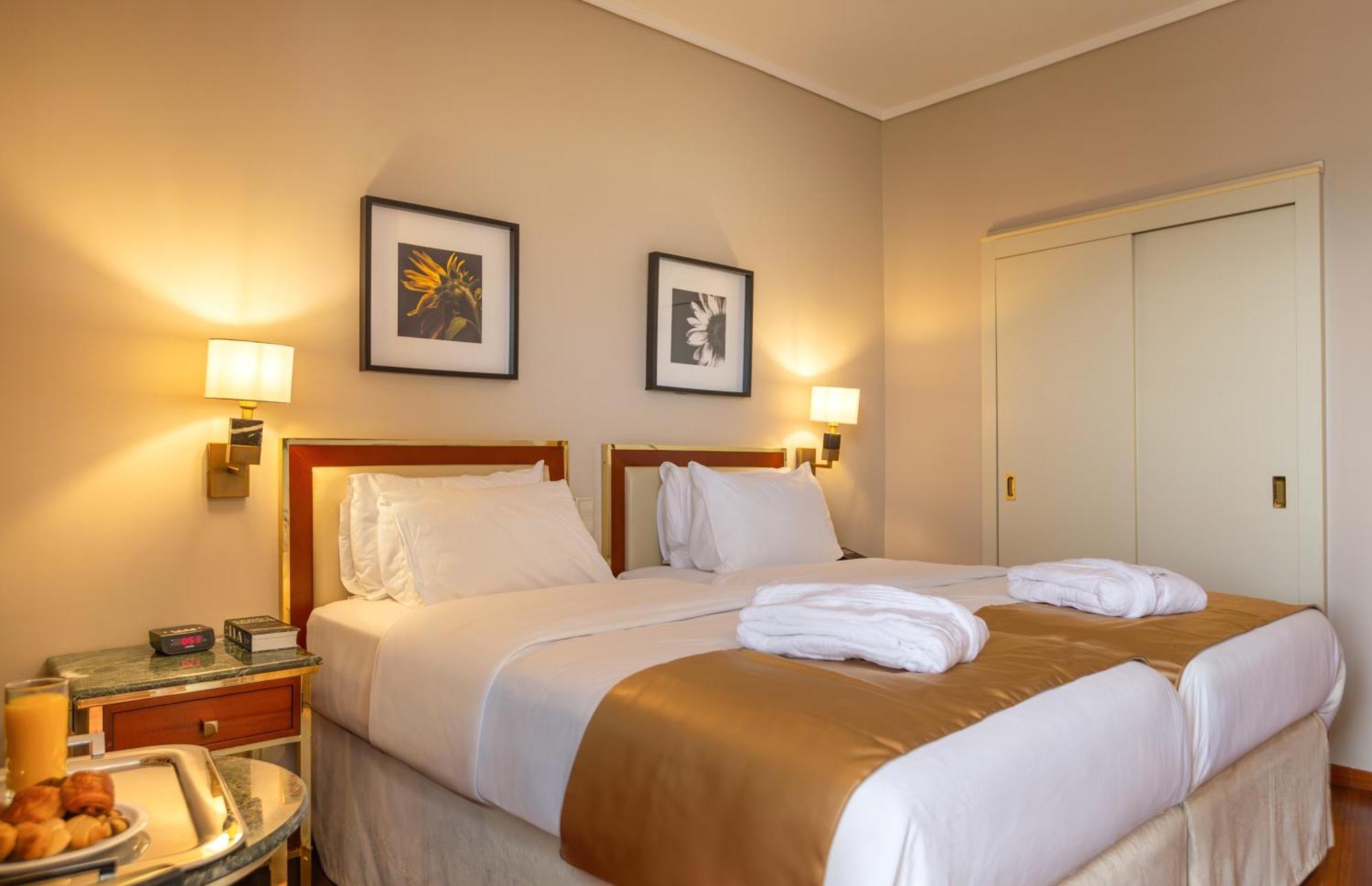 Ilisia Hotel เอเธนส์ ภายนอก รูปภาพ