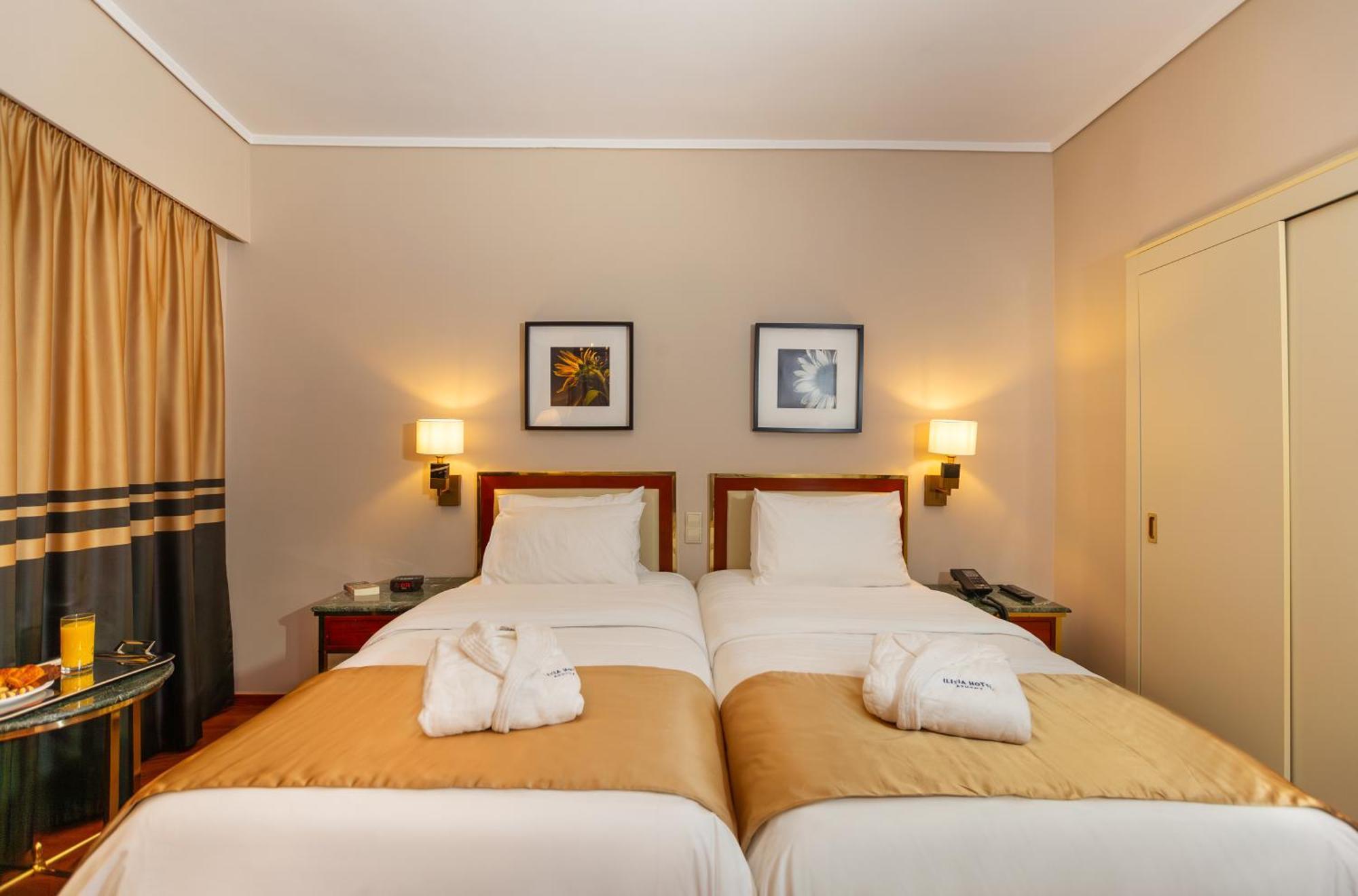 Ilisia Hotel เอเธนส์ ภายนอก รูปภาพ