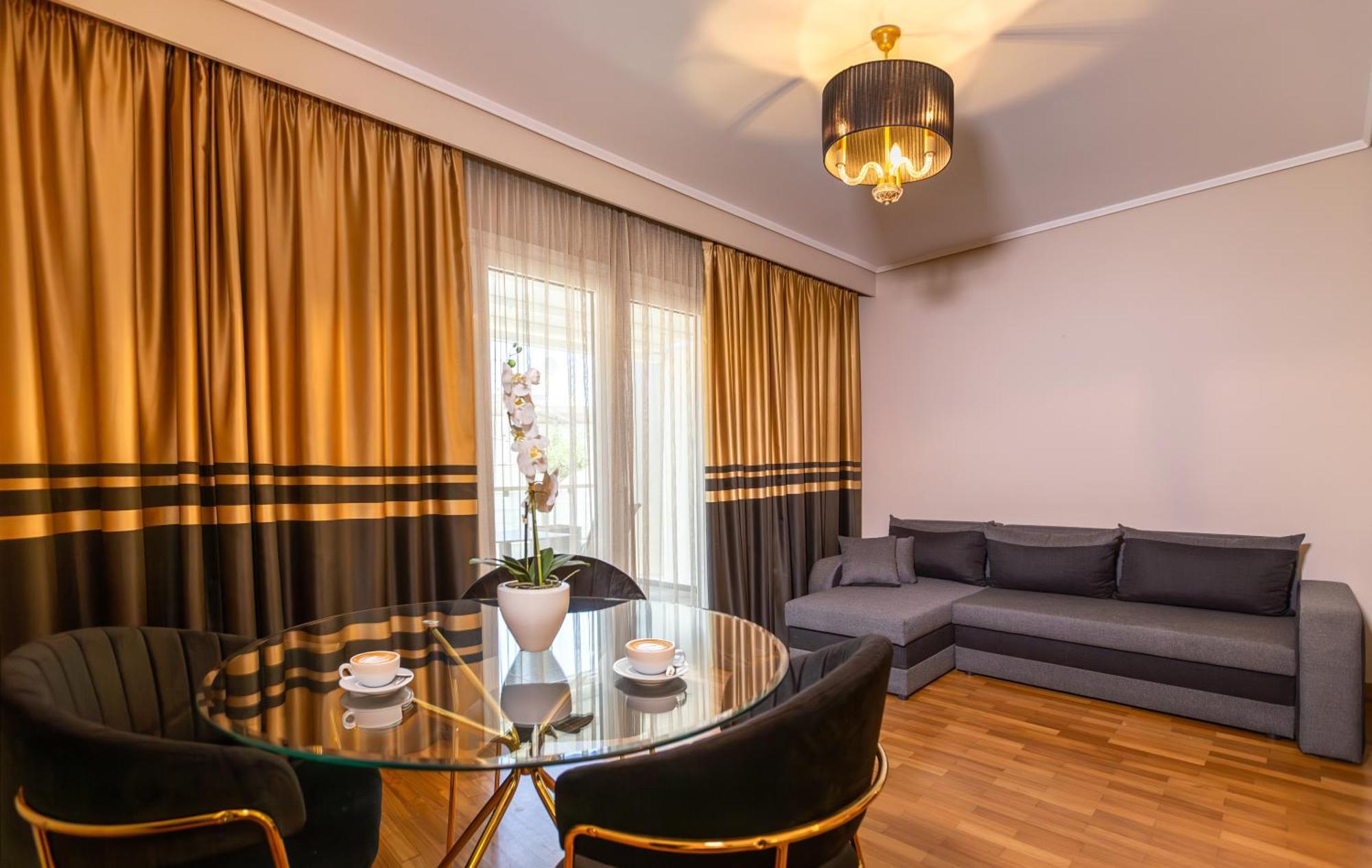 Ilisia Hotel เอเธนส์ ภายนอก รูปภาพ